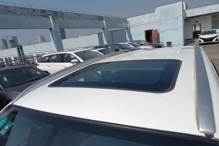 Used Haima S7 2017 1.8T Manual Luxury Edition Roof