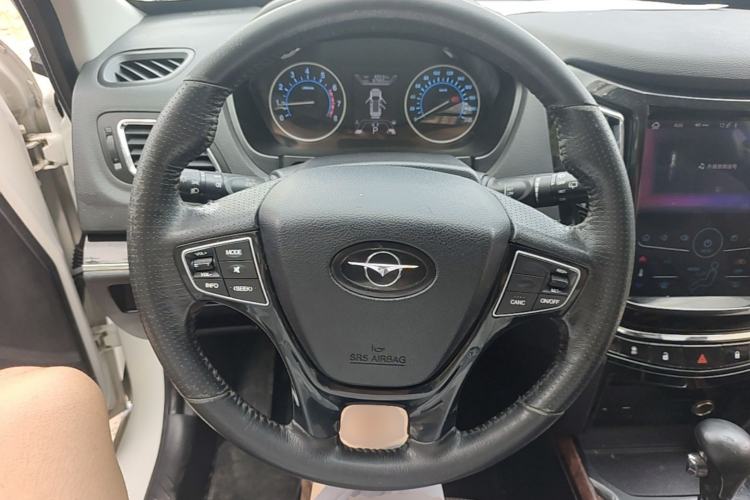 Used Haima S7 2017 1.8T Automatic Leading Edition Steering Wheel