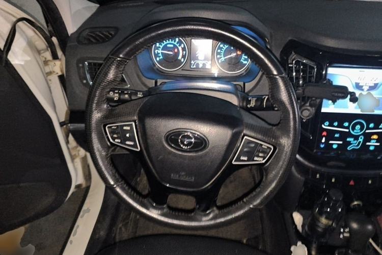 Used Haima S7 2017 1.8T Automatic Leading Edition Steering Wheel