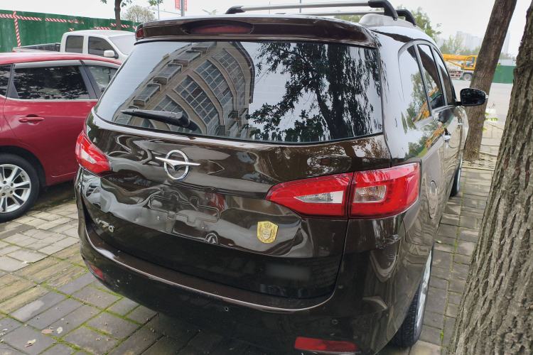Used Haima V70 2016 2.0L Manual - Enjoyment Version 6 Seats Exterior 3