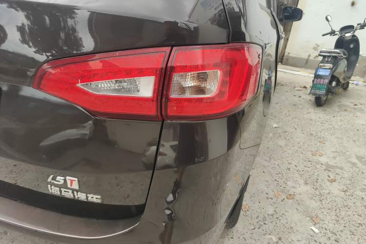Used Haima V70 2016 1.5T Automatic Comfort Plus 7-Seater Exterior 6