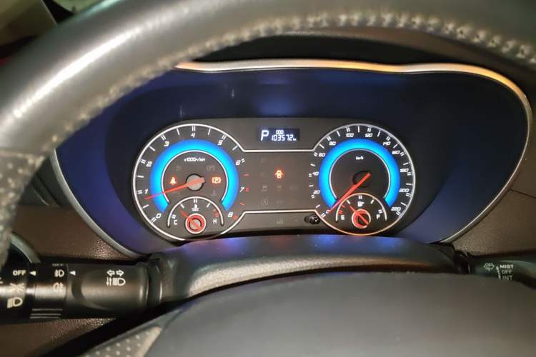 Used Haima V70 2016 1.5T Automatic - Comfort Plus Version 6 Seats Instrument Cluster