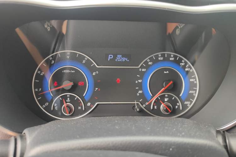 Used Haima V70 2016 1.5T Automatic Comfort Plus 7-Seater Instrument Cluster