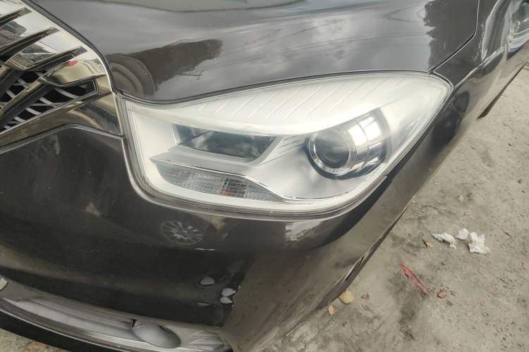 Used Haima V70 2016 1.5T Automatic Comfort Plus 7-Seater Left Front Headlight