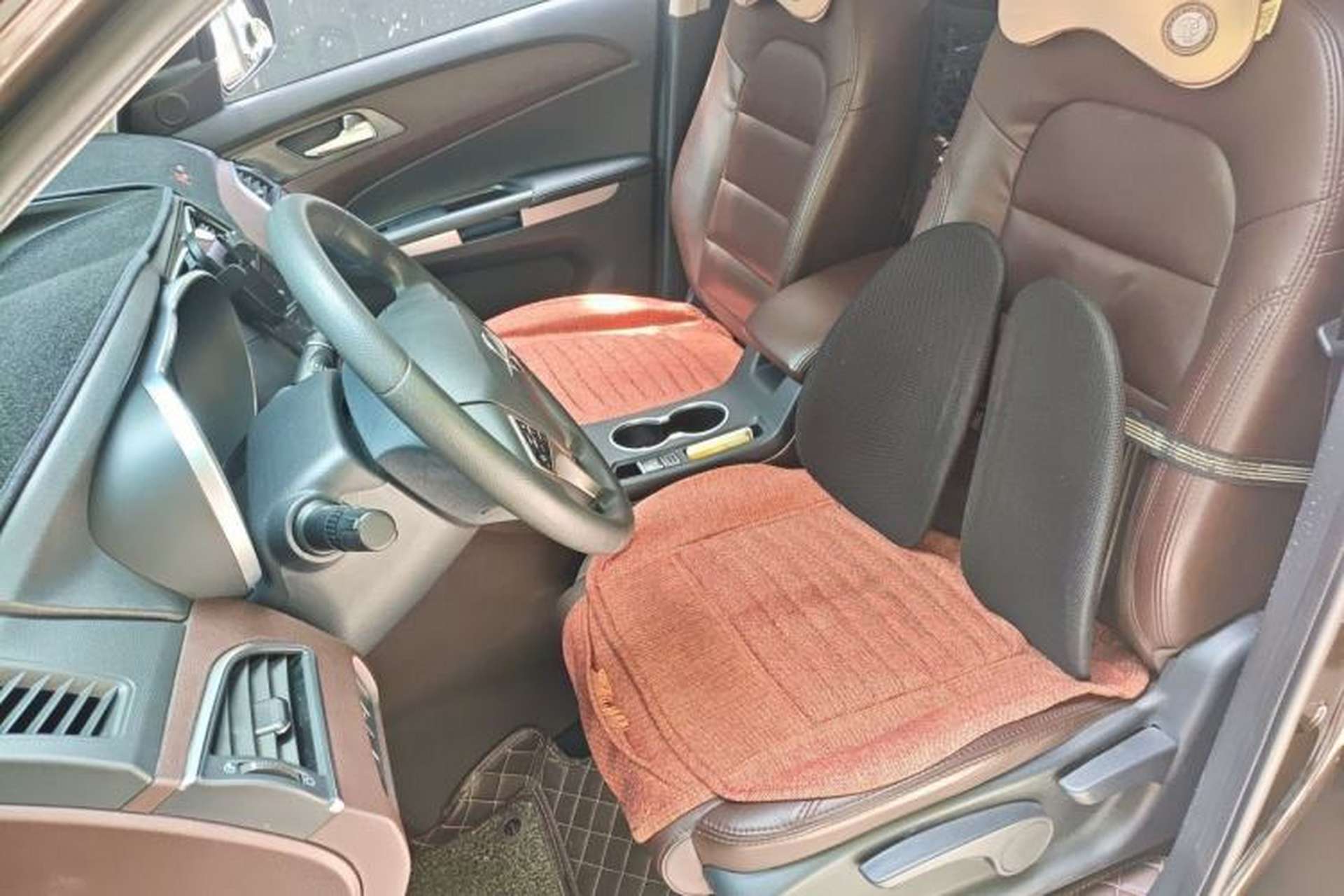 Used Haima V70 2016 1.5T Automatic Comfort & Enjoyment Version 7 Seats Left Front Seat