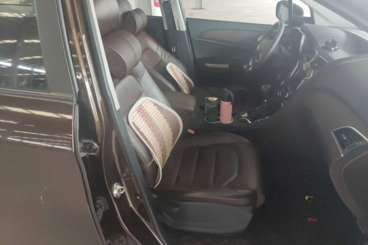 Used Haima V70 2016 1.5T Automatic "Comfort & Enjoyment" 6-Seater Right Front Seat