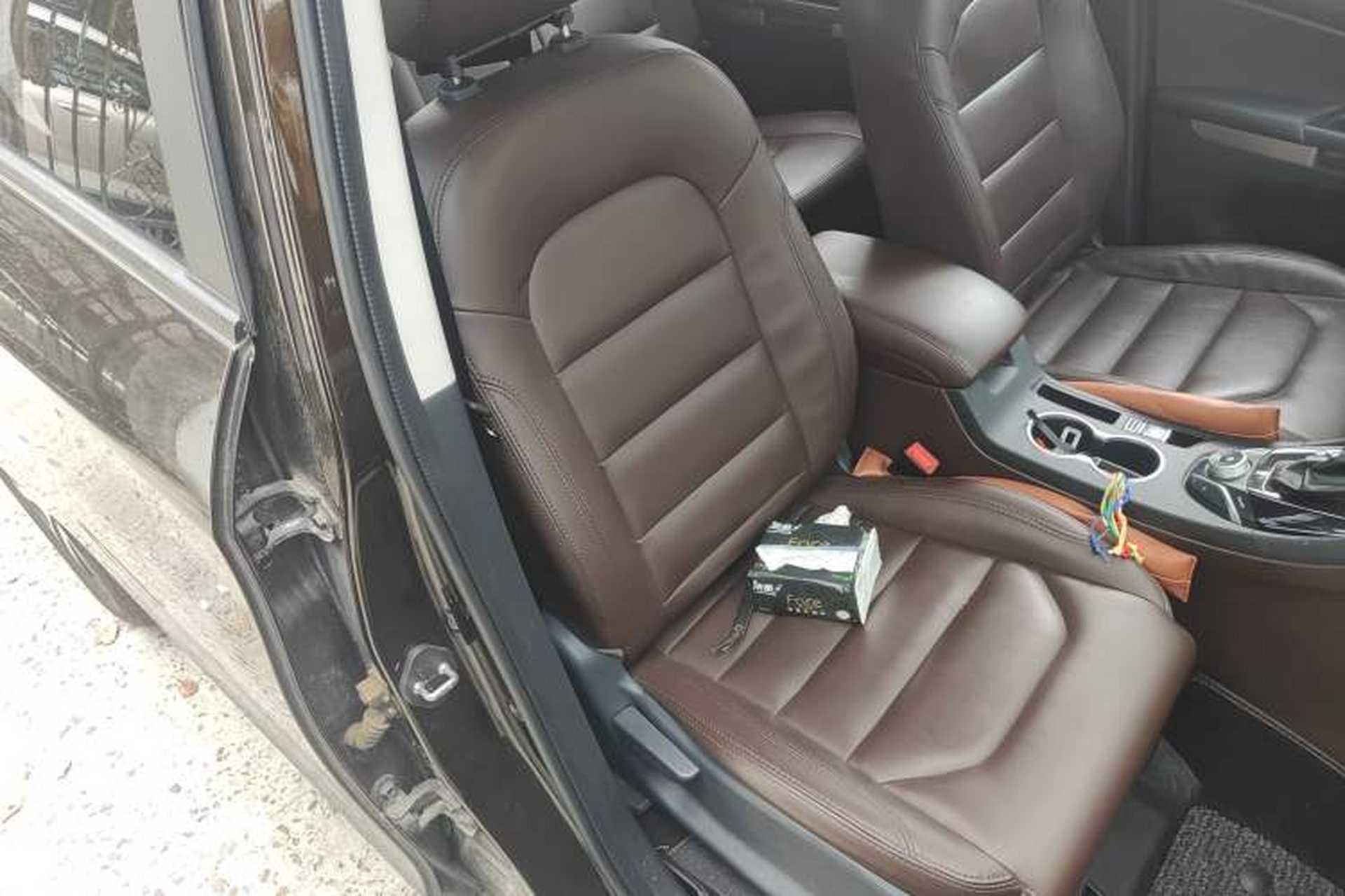 Used Haima V70 2016 1.5T Automatic Comfort Plus 7-Seater Right Front Seat