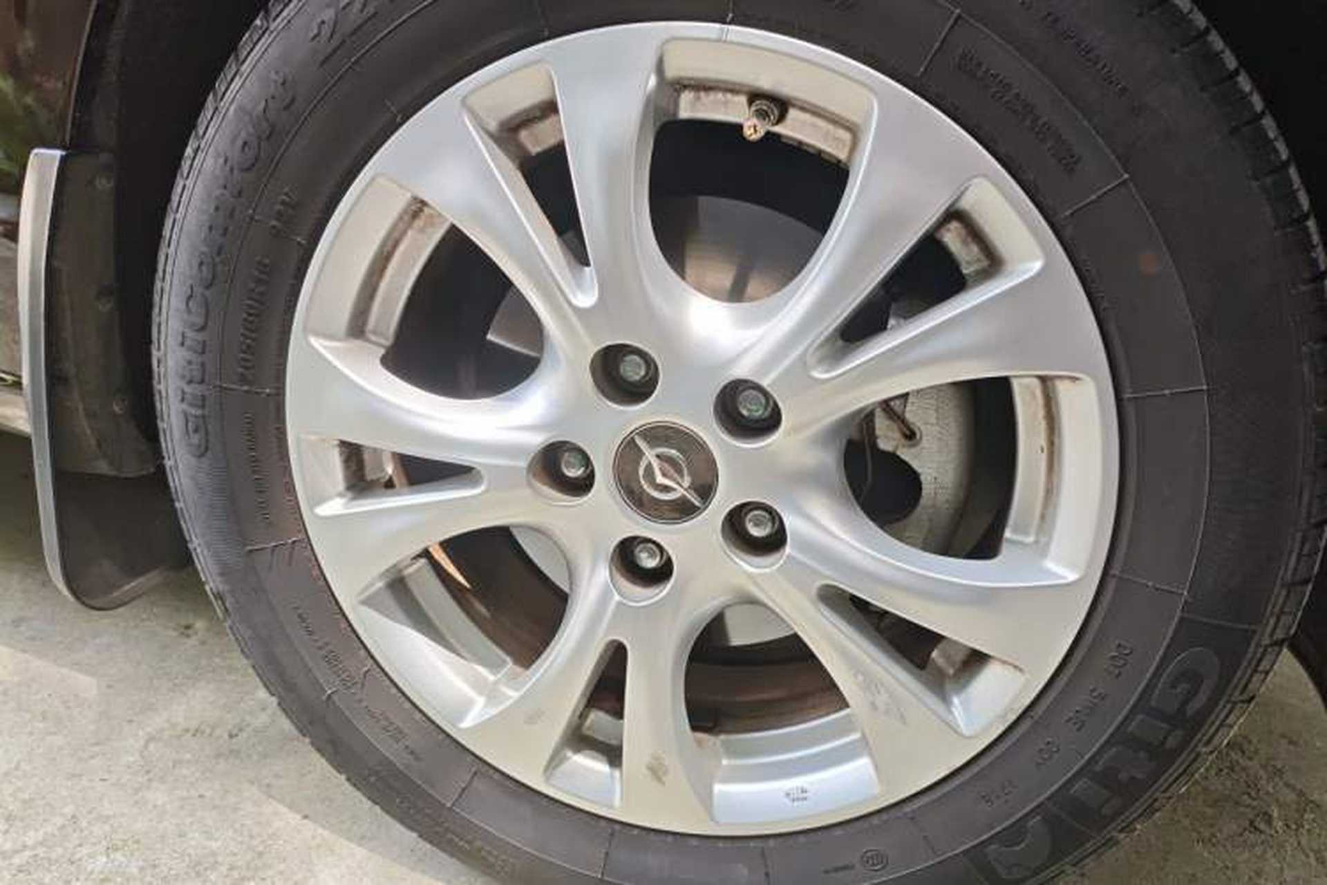 Used Haima V70 2016 1.5T Automatic Comfort & Enjoyment Version 7 Seats Right Front Wheel Hub