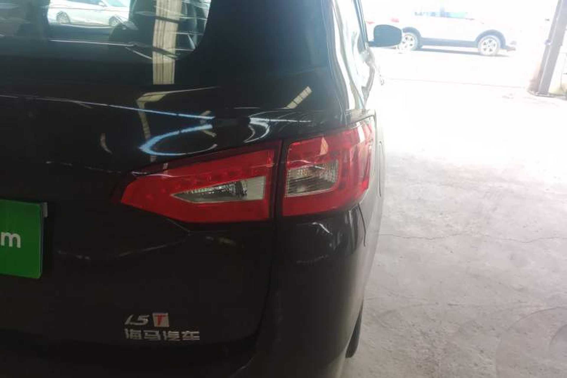 Used Haima V70 2016 1.5T Automatic "Comfort & Enjoyment" 6-Seater Right Rear Taillight