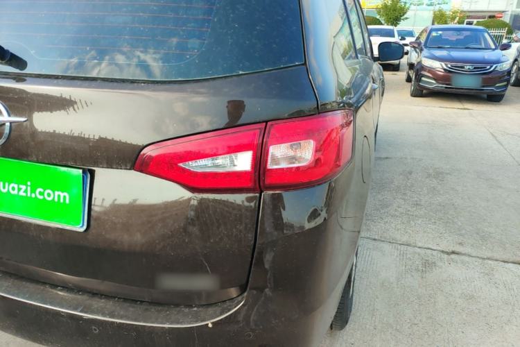 Used Haima V70 2016 2.0L Manual - Enjoyment Version 6 Seats Right Rear Taillight