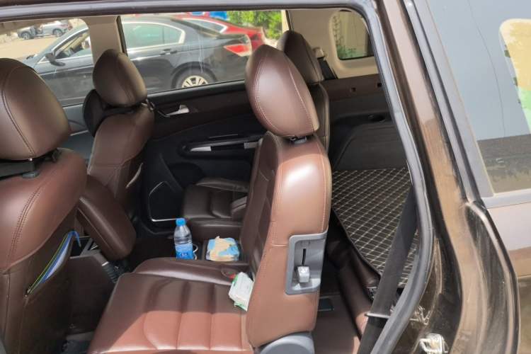 Used Haima V70 2016 1.5T Automatic Comfort Plus 7-Seater Left Rear Seat