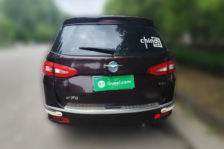 Used Haima V70 2016 2.0L Manual - Enjoyment Version 6 Seats Rear
