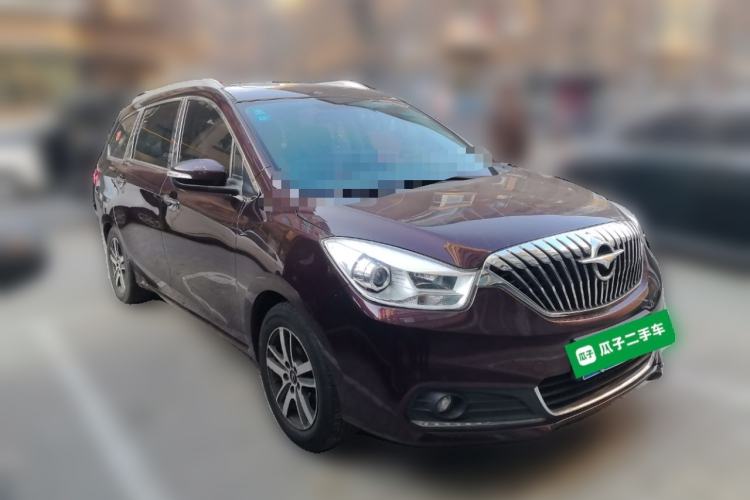 Used Haima V70 2016 2.0L Manual - Comfort Edition 6 Seats Front Right 45 Deg