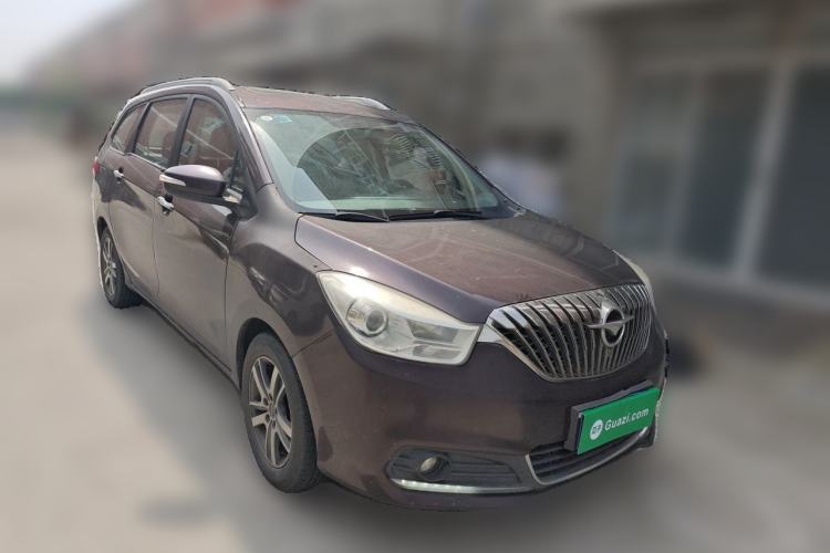 Used Haima V70 2016 1.5T Automatic - Comfort Plus Version 6 Seats Front Right 45 Deg