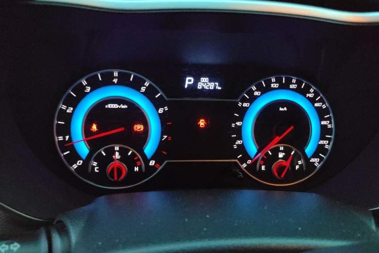 Used Haima V70 2016 1.5T Automatic Comfort Plus 7-Seater Instrument Cluster