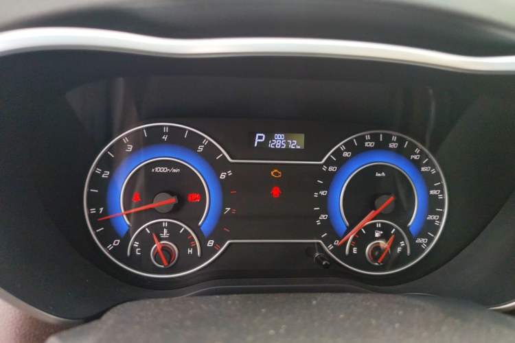 Used Haima V70 2016 1.5T Automatic - Comfort Plus Version 6 Seats Instrument Cluster