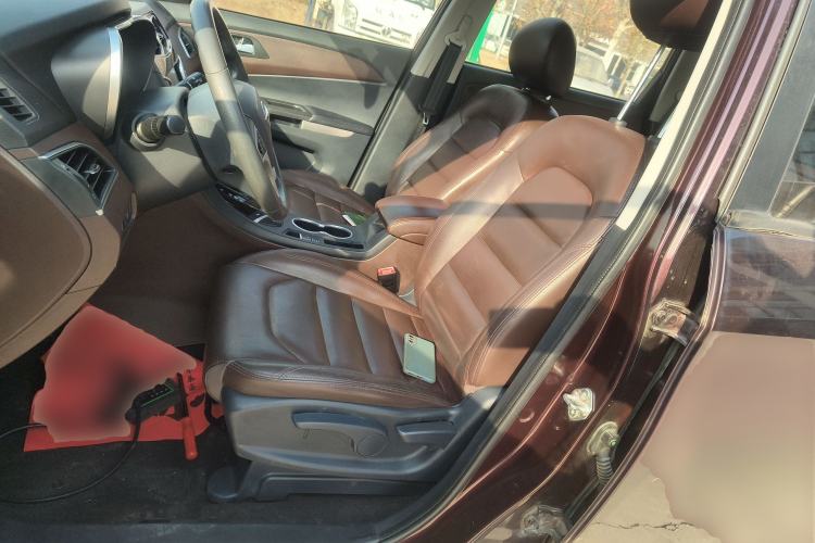 Used Haima V70 2016 1.5T Automatic Comfort & Enjoyment Version 7 Seats Left Front Seat