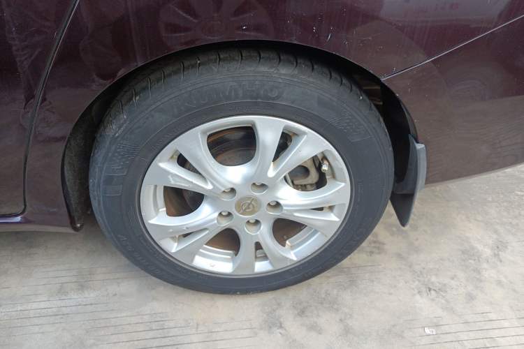 Used Haima V70 2016 1.5T Automatic Comfort & Enjoyment Version 7 Seats Left Rear Wheel Hub