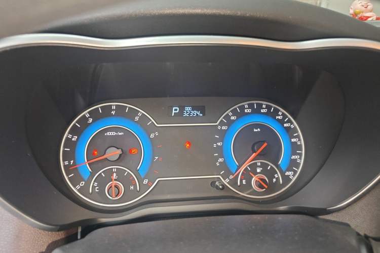 Used Haima V70 2016 1.5T Automatic Comfort & Enjoyment Version 7 Seats Odometer Close Up