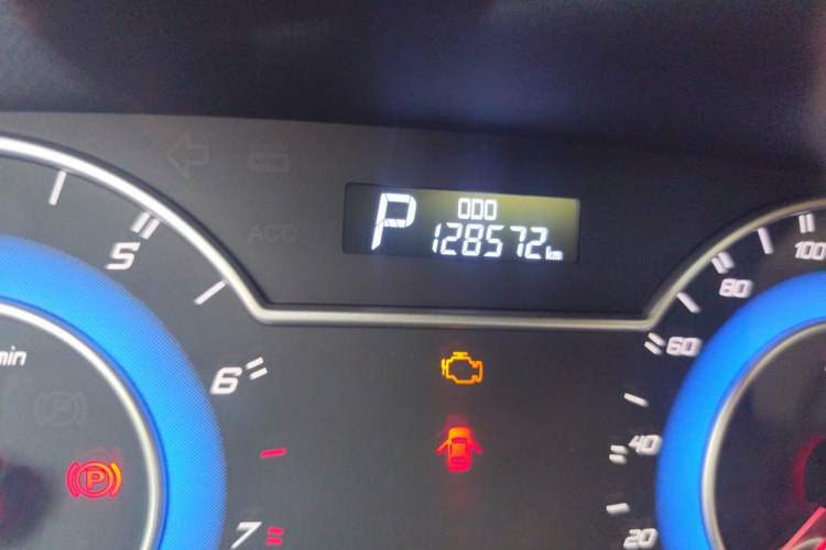 Used Haima V70 2016 1.5T Automatic - Comfort Plus Version 6 Seats Odometer Close Up