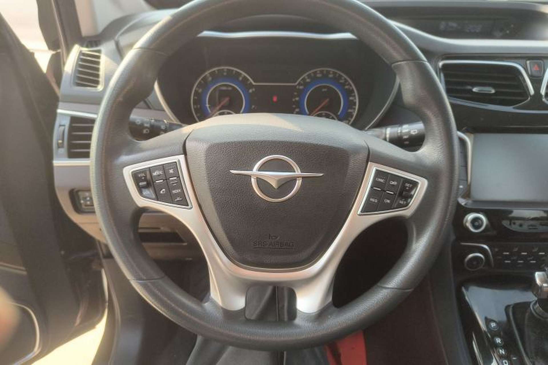 Used Haima V70 2016 1.5T Automatic Comfort & Enjoyment Version 7 Seats Steering Wheel