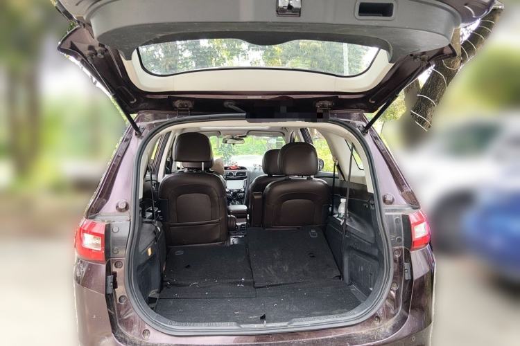Used Haima V70 2016 1.5T Automatic - Comfort Plus Version 6 Seats Trunk