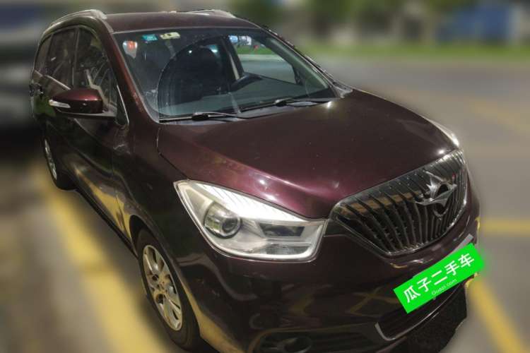 Used Haima V70 2016 2.0L Manual - Enjoyment Version 6 Seats Front Right 45 Deg