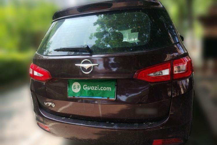 Used Haima V70 2016 2.0L Manual - Comfort Edition 6 Seats Rear