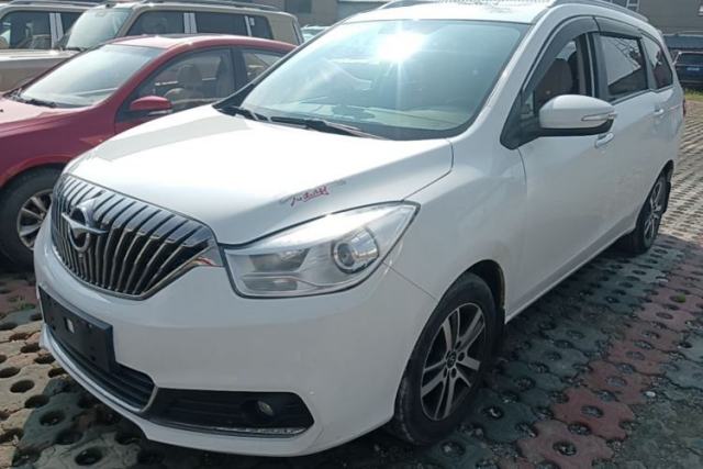 Gebrauchter Haima V70 2016 2.0L Manual - Comfort Edition 6 Seats