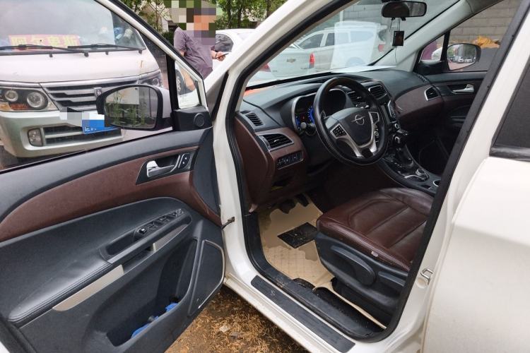 Used Haima V70 2016 1.5T Automatic "Comfort & Enjoyment" 6-Seater Driver Seat