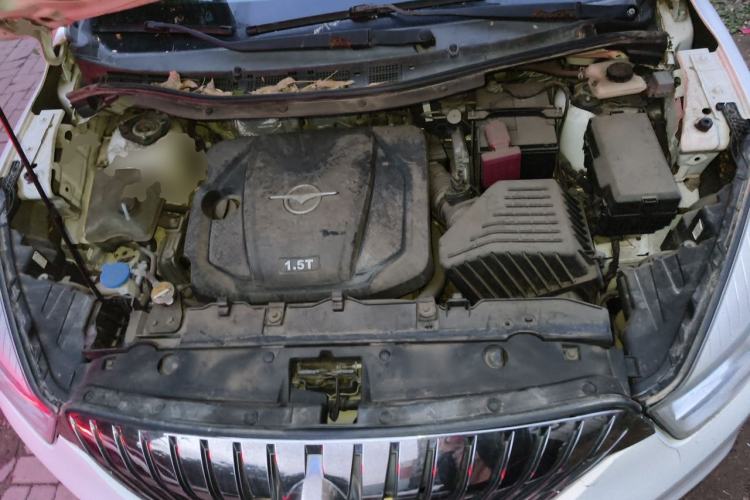 Used Haima V70 2016 1.5T Automatic "Comfort & Enjoyment" 6-Seater Engine Bay