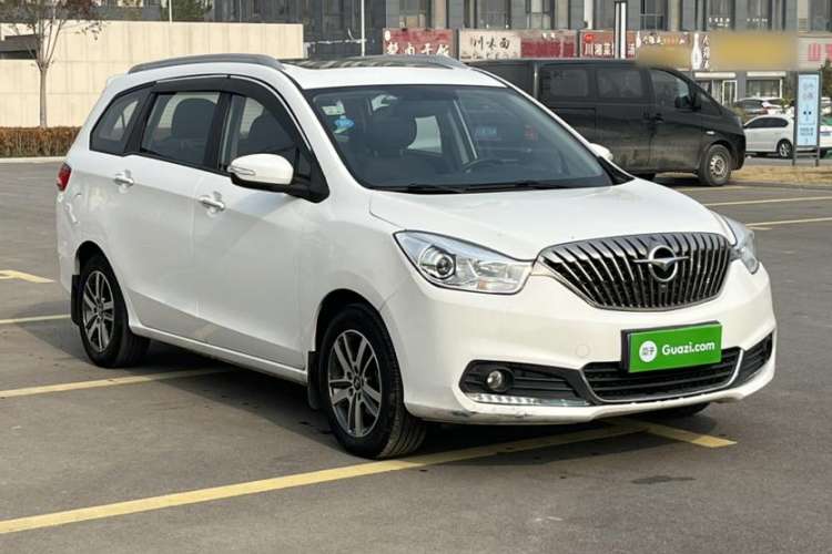 Used Haima V70 2016 2.0L Manual - Comfort Edition 6 Seats Exterior 2