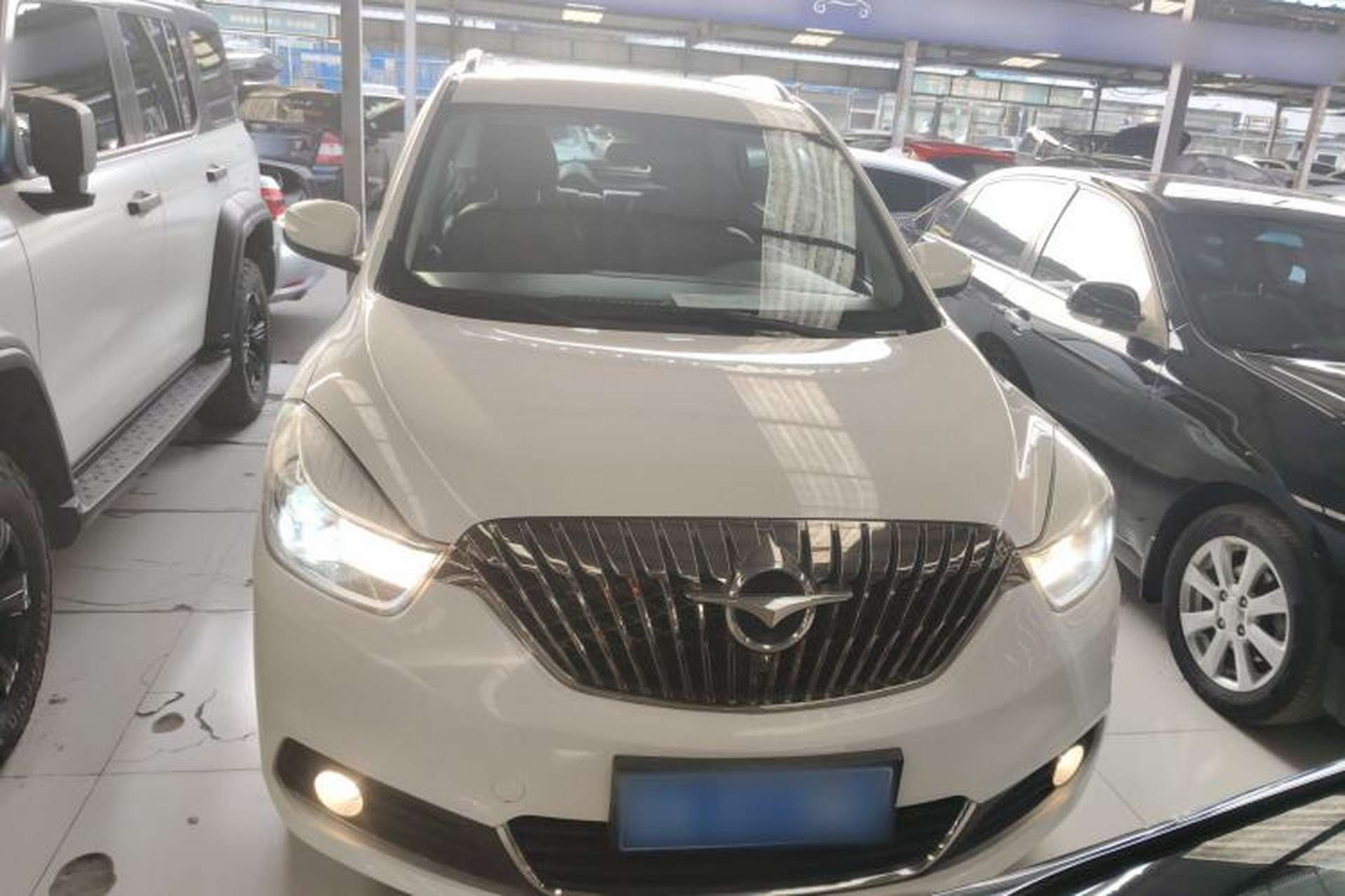 Used Haima V70 2016 2.0L Manual - Comfort Edition 6 Seats Front