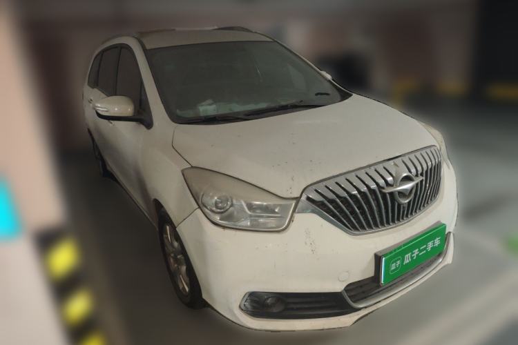 Used Haima V70 2016 1.5T Automatic Comfort & Enjoyment Version 7 Seats Front Right 45 Deg