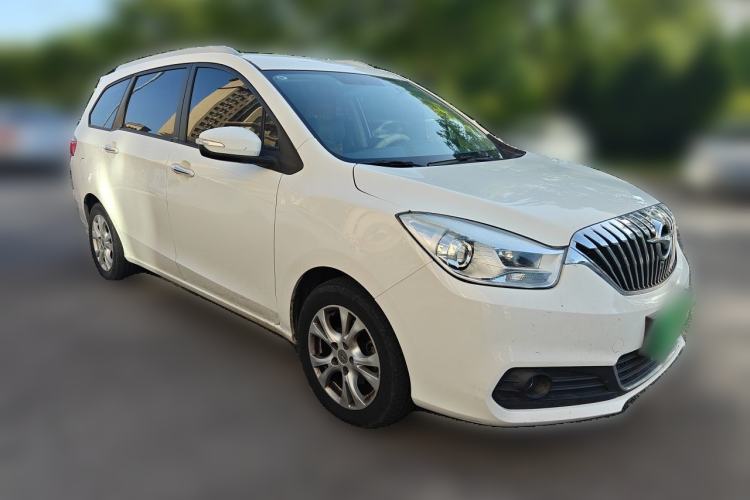 Used Haima V70 2016 2.0L Manual - Enjoyment Version 6 Seats Front Right 45 Deg