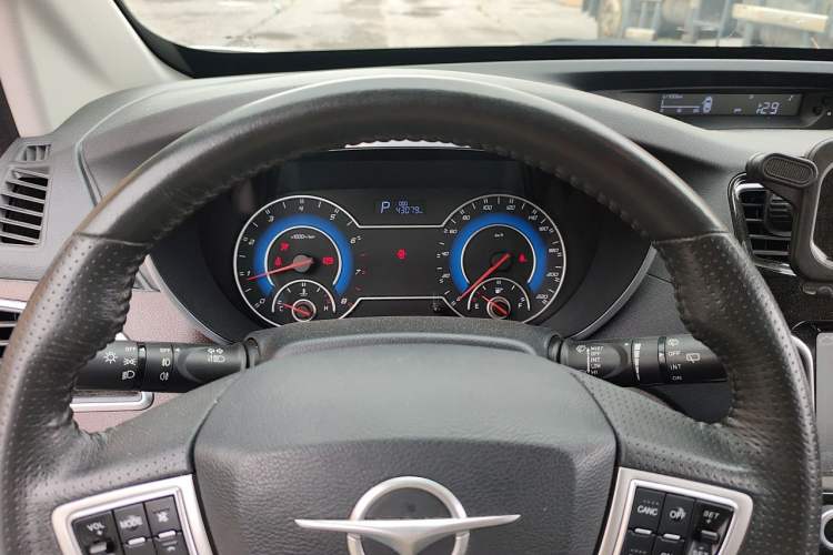 Used Haima V70 2016 1.5T Automatic - Comfort Plus Version 6 Seats Instrument Cluster