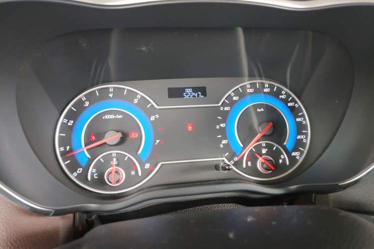 Used Haima V70 2016 2.0L Manual - Comfort Edition 5 Seats Instrument Cluster