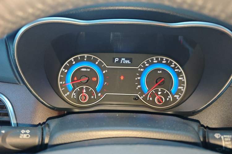 Used Haima V70 2016 1.5T Automatic - Comfort Plus Version 6 Seats Instrument Cluster