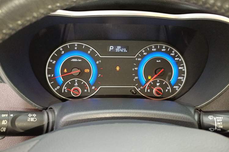 Used Haima V70 2016 1.5T Automatic Comfort Plus 7-Seater Instrument Cluster