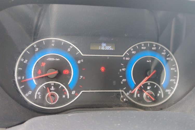 Used Haima V70 2016 2.0L Manual - Comfort Edition 6 Seats Instrument Cluster