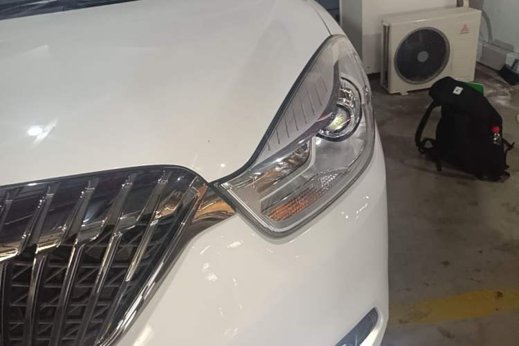 Used Haima V70 2016 1.5T Automatic - Comfort Plus Version 6 Seats Left Front Headlight