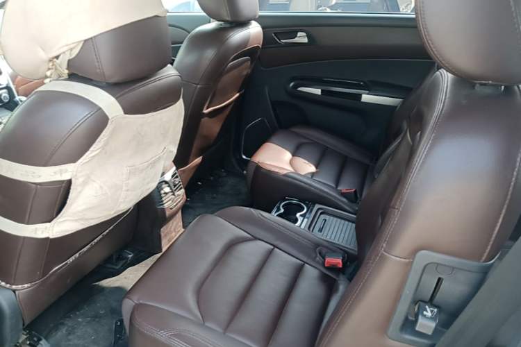 Used Haima V70 2016 2.0L Manual - Comfort Edition 6 Seats Left Rear Seat
