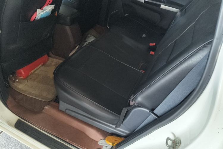 Used Haima V70 2016 2.0L Manual - Comfort Edition 5 Seats Left Rear Seat