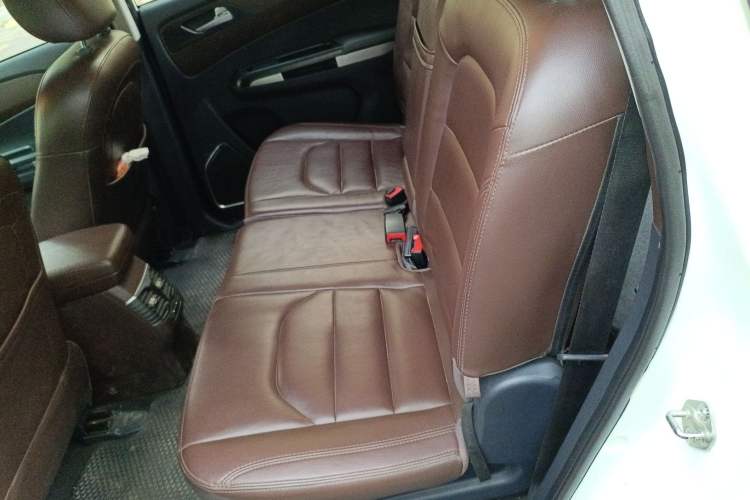 Used Haima V70 2016 1.5T Automatic Comfort Plus 7-Seater Left Rear Seat