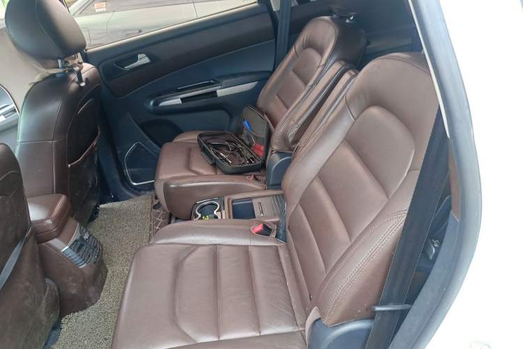 Used Haima V70 2016 1.5T Automatic "Comfort & Enjoyment" 6-Seater Left Rear Seat