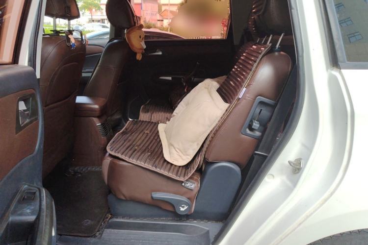 Used Haima V70 2016 2.0L Manual - Comfort Edition 6 Seats Left Rear Seat