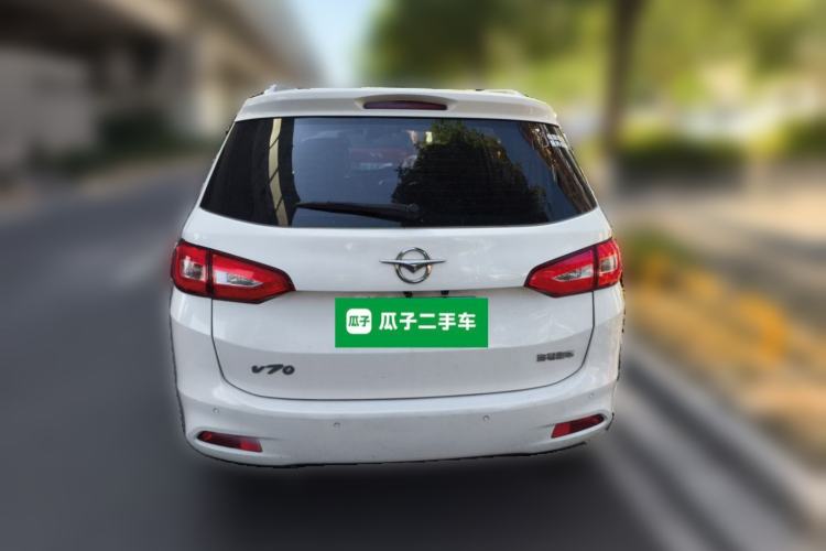 Used Haima V70 2016 2.0L Manual - Enjoyment Version 6 Seats Rear