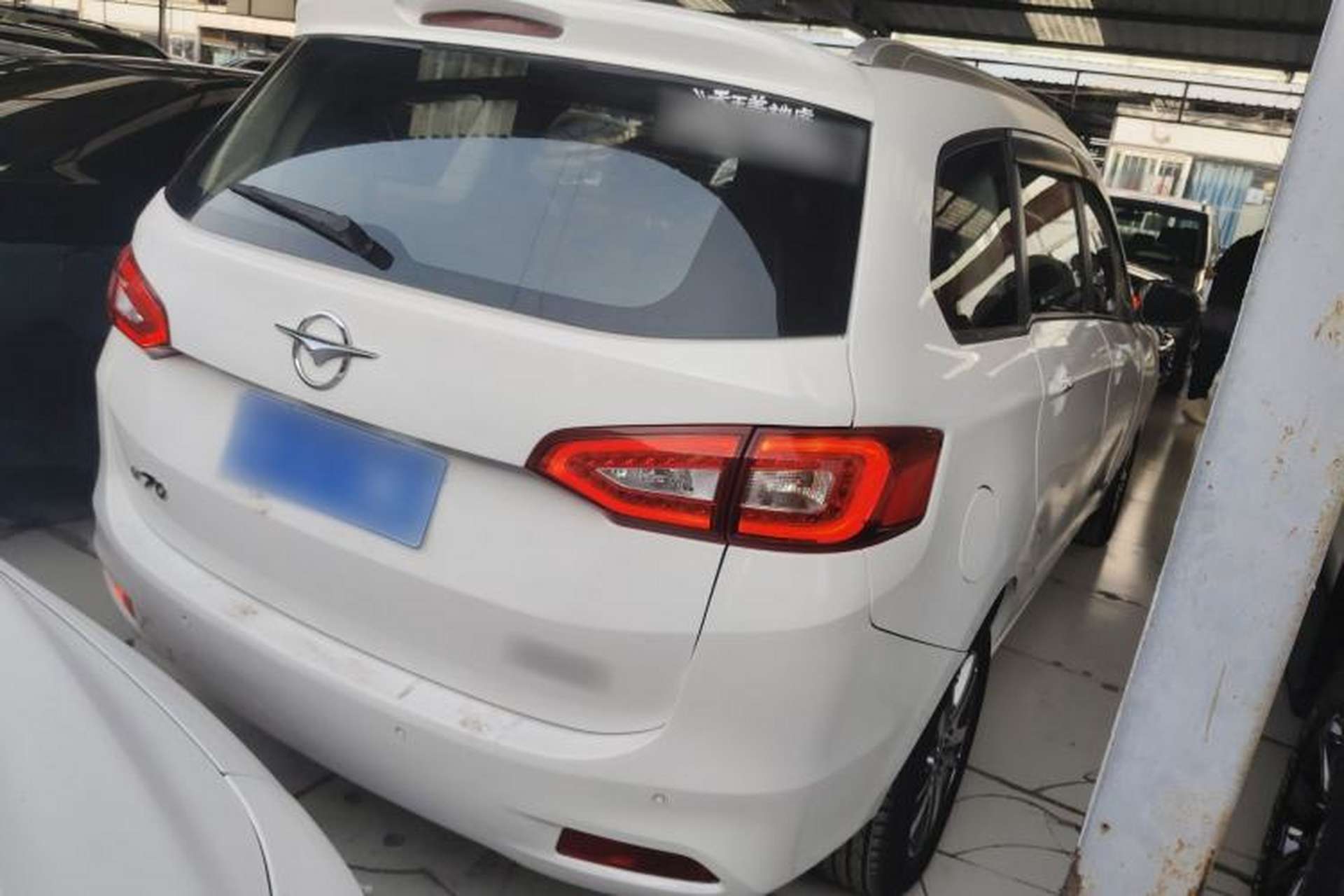 Used Haima V70 2016 2.0L Manual - Comfort Edition 6 Seats Rear Right 45 Deg