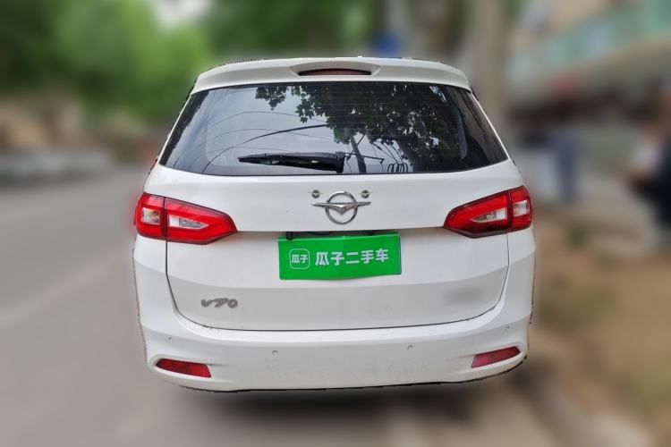 Used Haima V70 2016 2.0L Manual - Enjoyment Version 7 Seats Rear