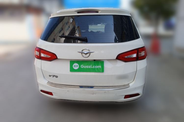 Used Haima V70 2016 2.0L Manual - Comfort Edition 6 Seats Rear